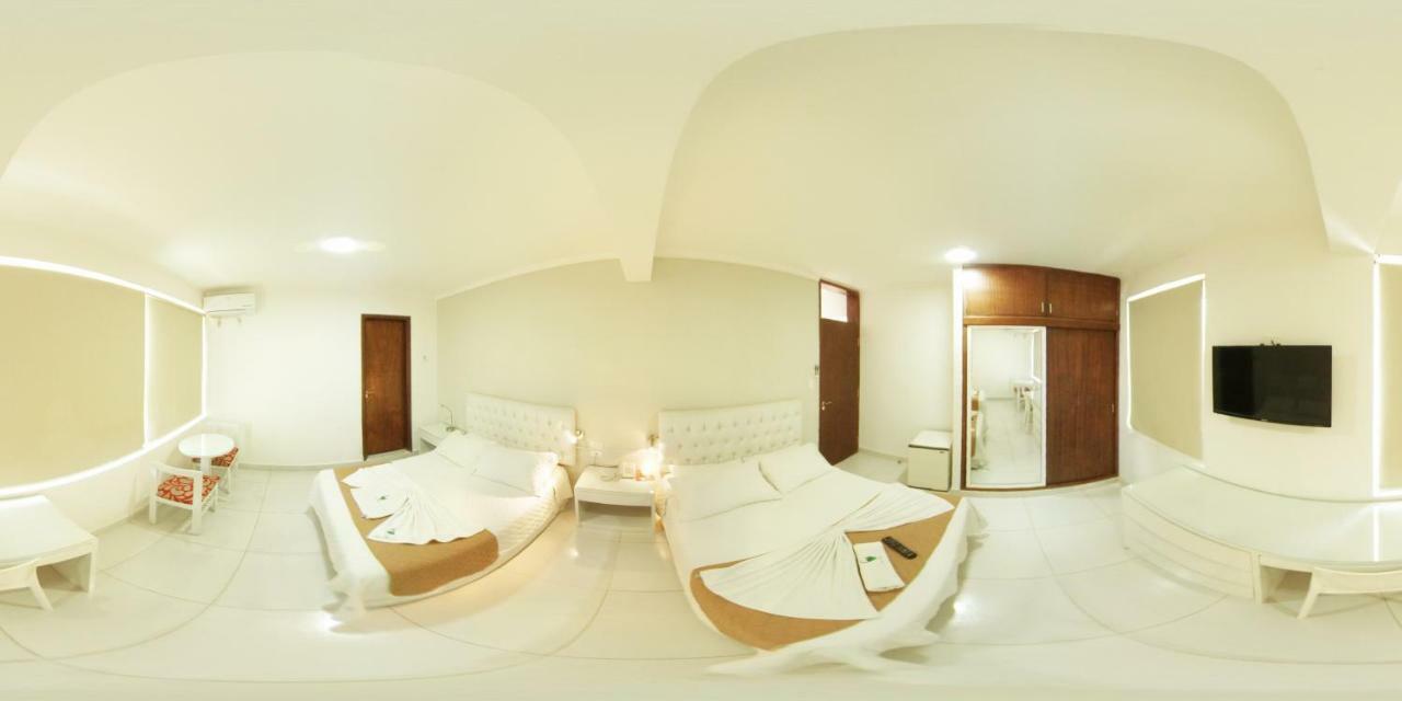 Hotel Plaza 24